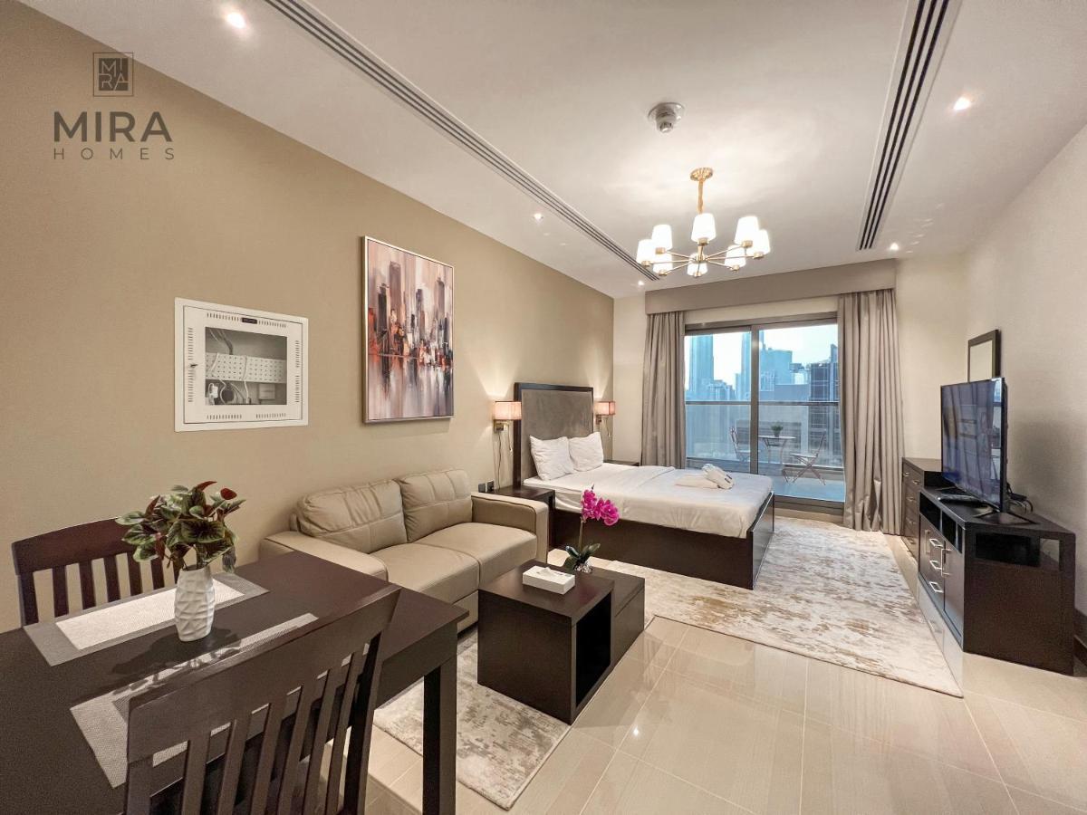 Mira Holiday Homes - Lovely Studio With Burj Khalifa View Dubai Bagian luar foto
